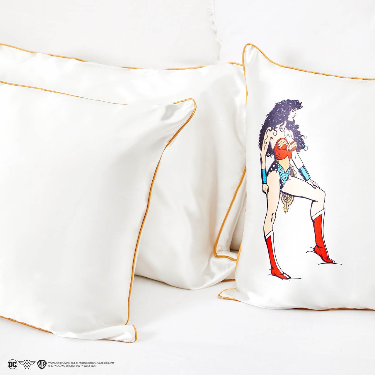 Wonder Woman x Kitsch Satin Pillowcase - Believe In Wonder