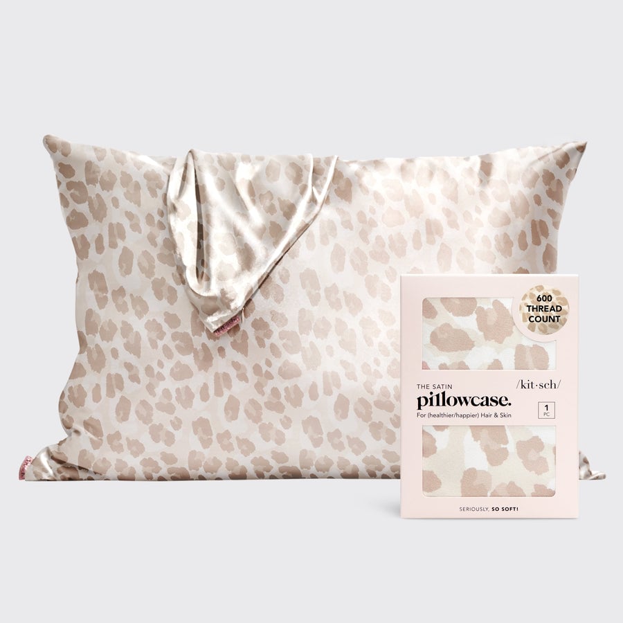 Satin Pillowcase in Leopard