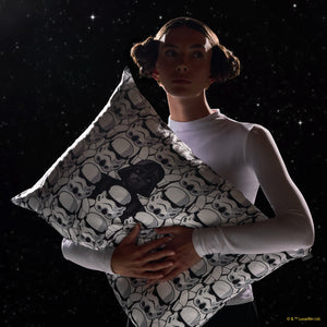Star Wars™ & Kitsch Satin-Kissenbezug in Darth Vader & Sturmtruppen