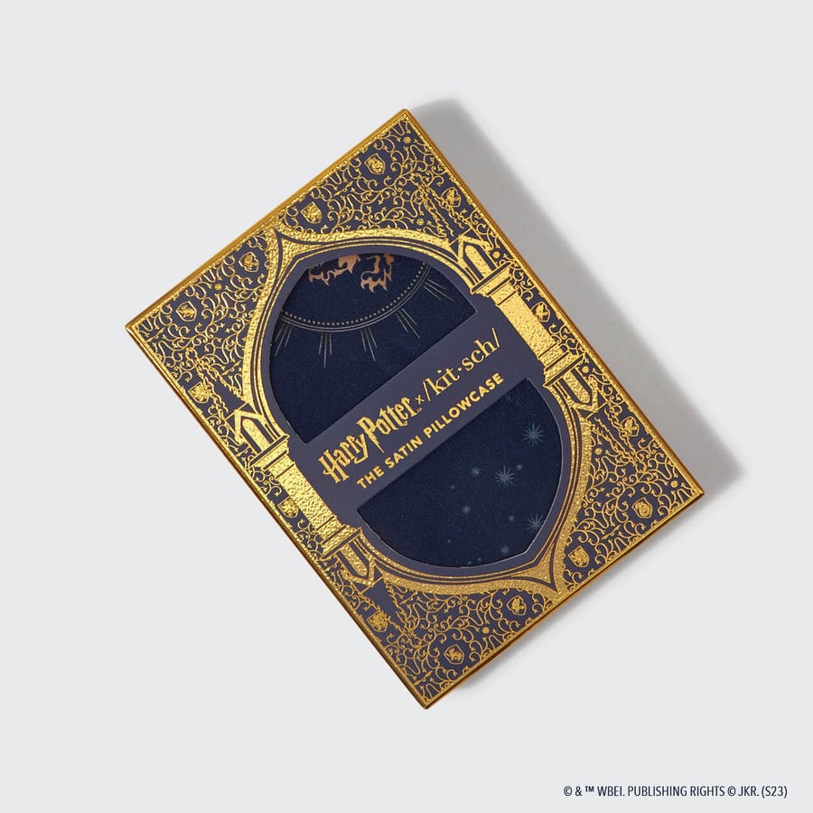 Harry Potter x Kitsch Saténový povlak na polštář - Půlnoc v Bradavicích