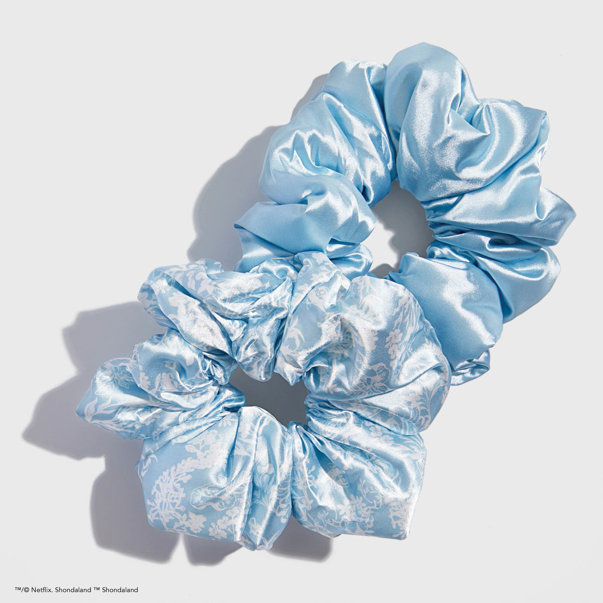 Bridgerton x Kitsch Satin Pillow Scrunchies Toile De Blue KITSCH