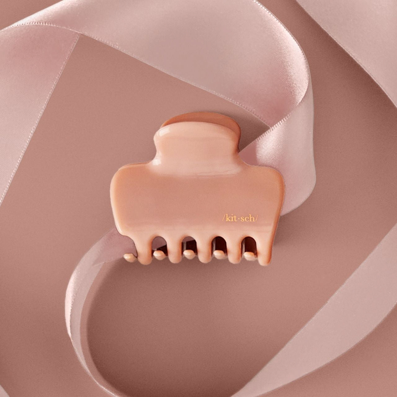 Limited Edition Rosewood Cloud Claw Clip – KITSCH