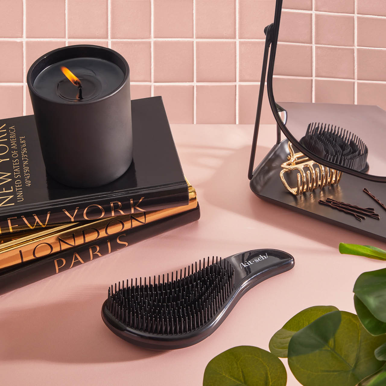 IDC INSTITUTE Detangling Brush – Entwirrbürste Für Schonendes Haarekämmen, Für Unisex